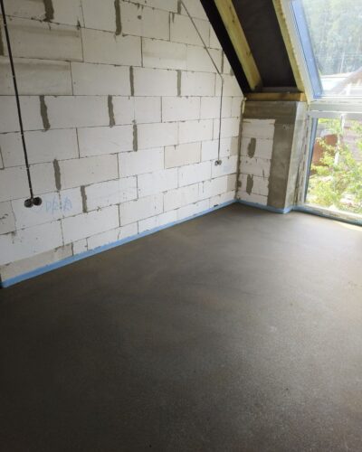 Installation-of-cement-sand-screed-private-house-Ozertso7