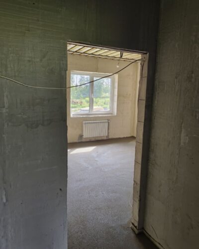 Installation-of-cement-sand-screed-private-house-Plisa3